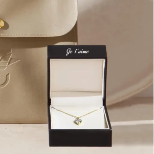 Test Amoonic Collier Cœur Femme Or : un petit pendentif sympa pour cadeau rapide